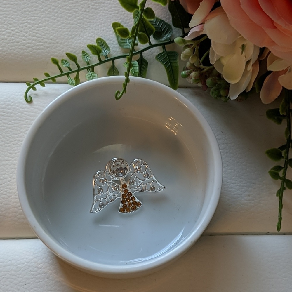 Angel Crystal Pin